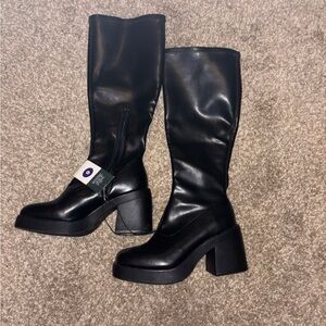 Wild Fable Black Block Heel Boots Size 6